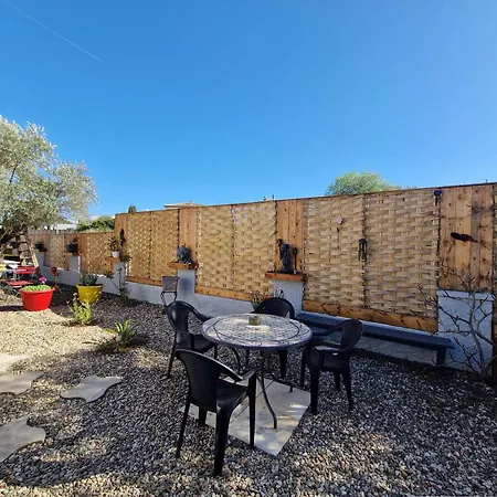 Avec Climatisation, Piscine Et Jardin Prive - Fr-1-387-230