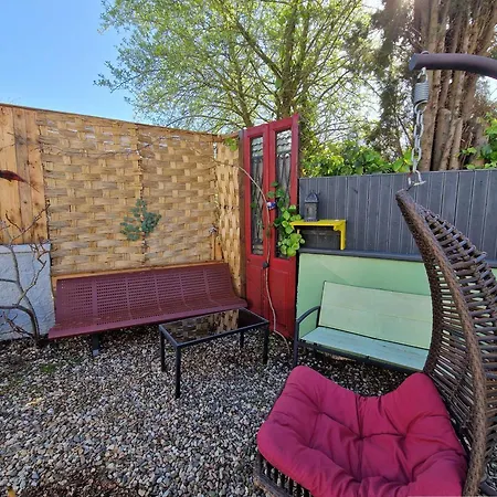 Avec Climatisation, Piscine Et Jardin Prive - Fr-1-387-230 Villa *