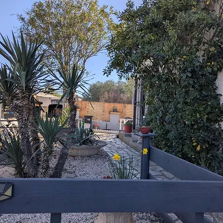 Avec Climatisation, Piscine Et Jardin Prive - Fr-1-387-230 Marseillan (Herault)